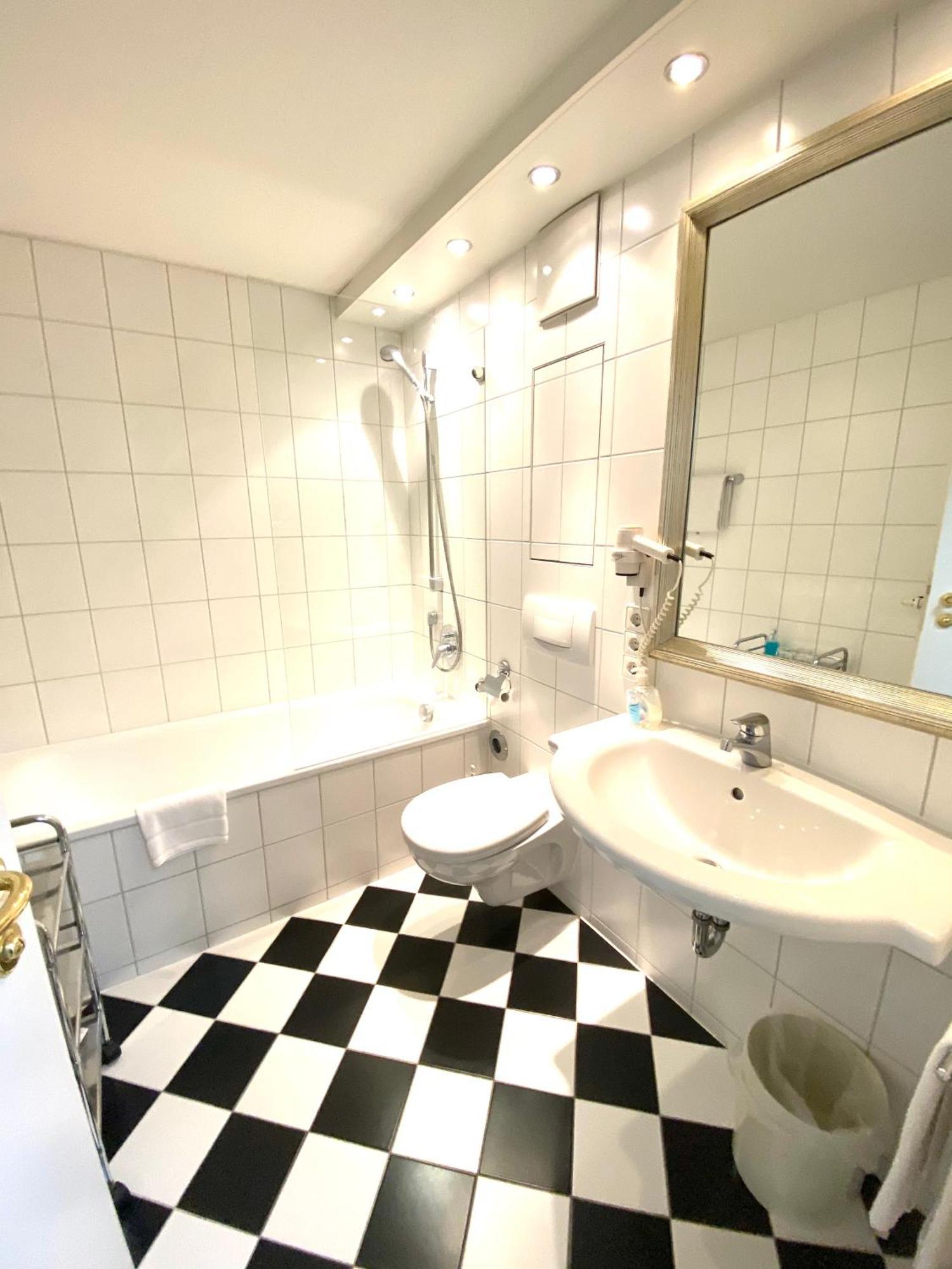 Rebgarten Hotel Schulgasse Ravensburg Zimmer foto